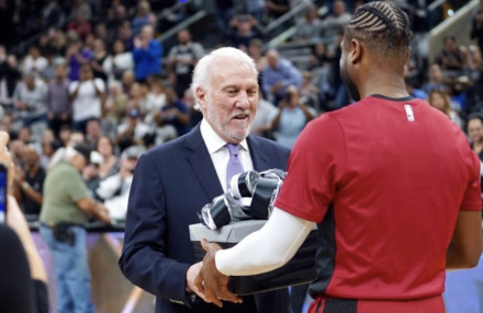 赖团队配合 赖团队配合