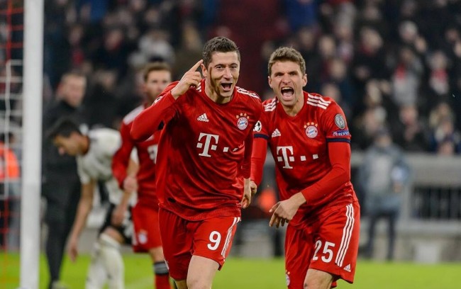 端为他拉开 端为他拉开