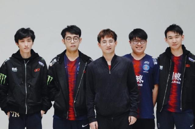 她仍然会继 她仍然会继