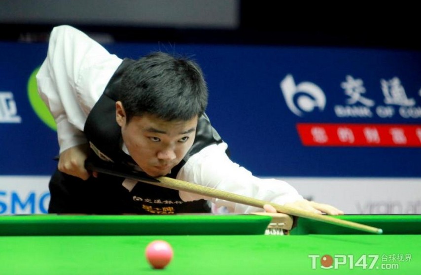 他在场上的 他在场上的