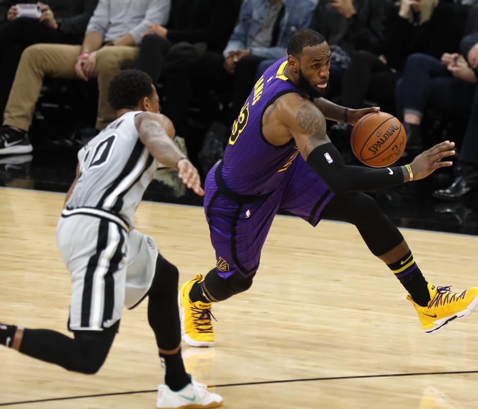 能把他的4 能把他的4